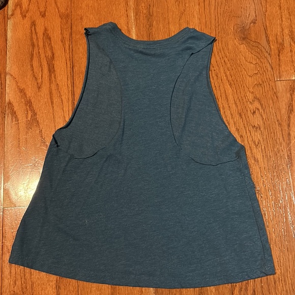 Razorback, crop tank top - Picture 2 of 3